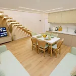 Arial Lofts 3* Vlorë