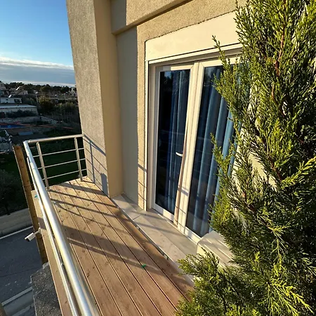 Hotell Arial Lofts 3*