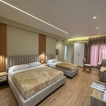 Arial Lofts Hotell 3*