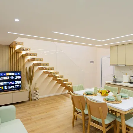 Arial Lofts Hotell 3*