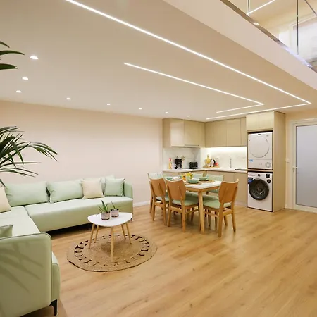 Arial Lofts Hotell Vlorë