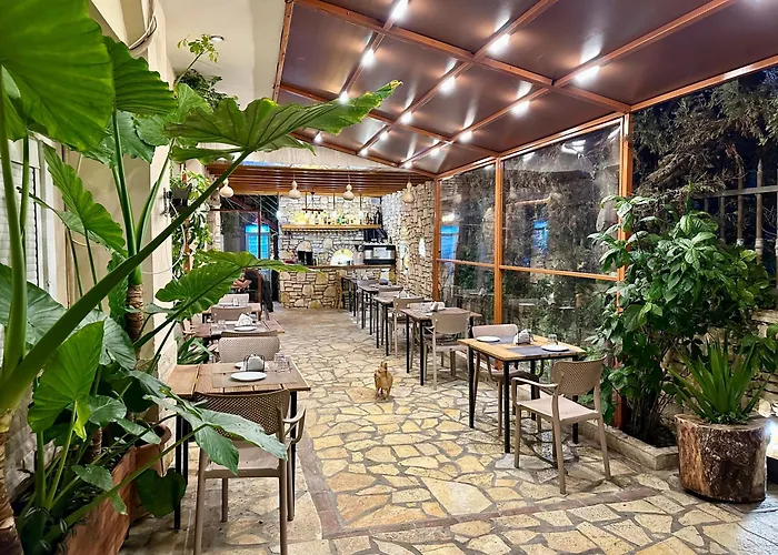 Отель Arial Lofts