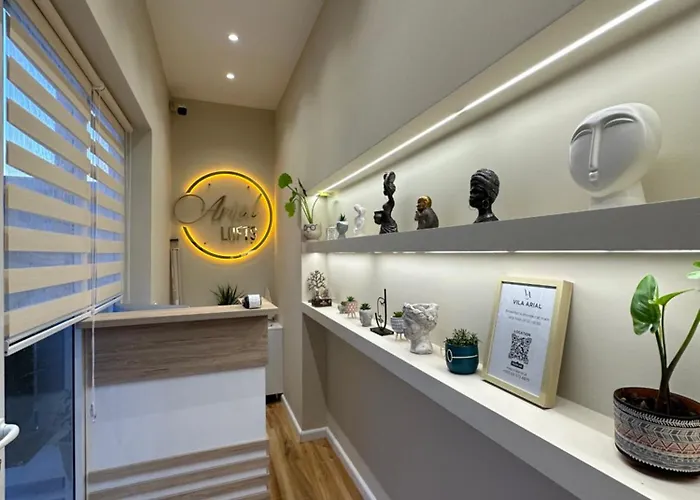 Arial Lofts Отель