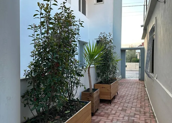 Отель Arial Lofts Влёра