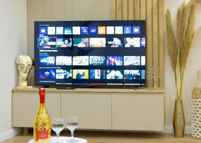 Отель Arial Lofts 3*